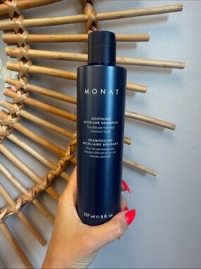 MONAT Soothing Micellar Shampoo — Navy Blue